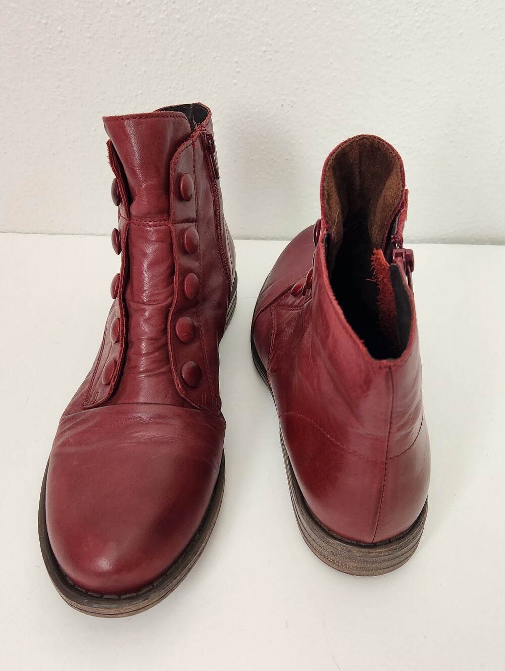 Miz Mooz Louise Bordeaux  Boot Size 12 Womens